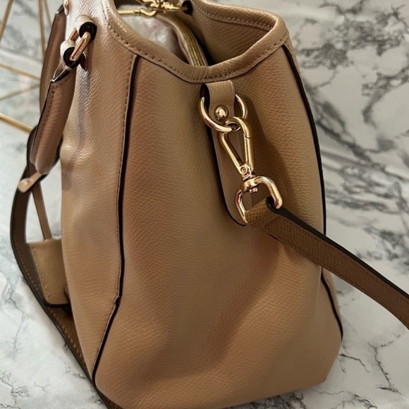 Coach - Margot Tan Medium Leather Crossbody w Adjustable Strap EUC - Picture 12 of 13